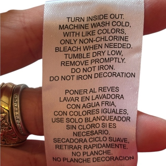 Disney Cherry Red Minnie Mouse 5/6yo zip up satin jacket. Vintage. Exclnt cdtn. - Picture 5 of 8